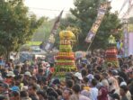 Tiga-Kali-di-Grebeg-Suro-2026-Warga-Berebut-Buceng-Porak-hingga-Porak-Poranda-1
